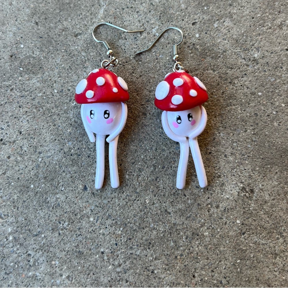 Vintage Whimsical Toadstool Mushroom Dangle Earrings Red White Quality Sz 2”